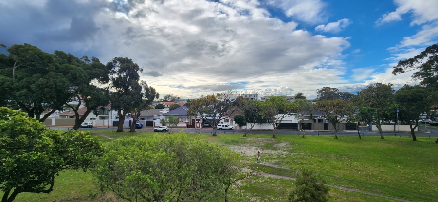 To Let 2 Bedroom Property for Rent in Claremont Western Cape